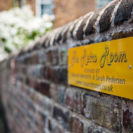 The Golden Lion Inn Bridgnorth Extérieur photo